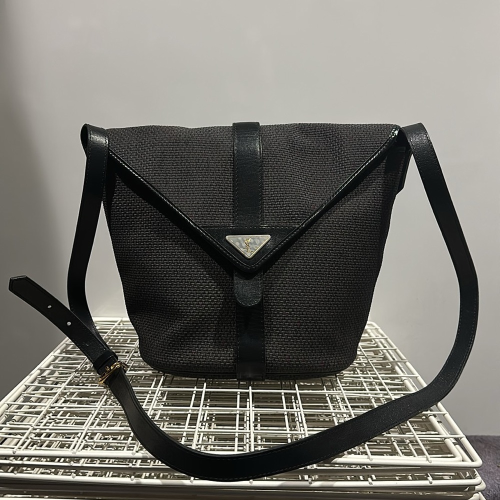 YSL crossbody.  Excellent used condition! - Picture 4 of 17